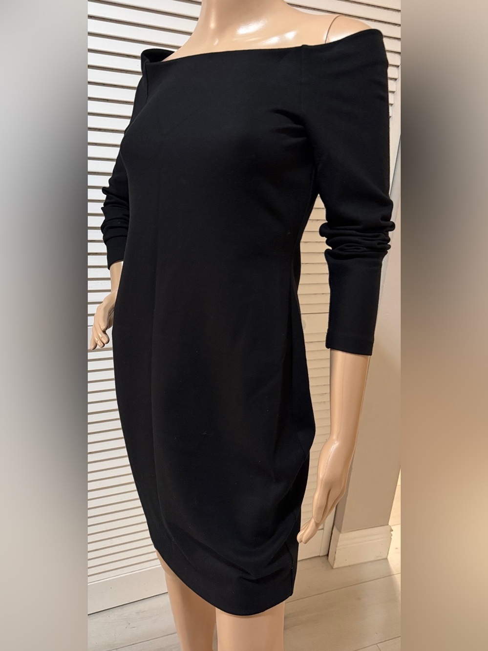 L’AGENCE Black Italian Viscose Stretch Jersey Dress M